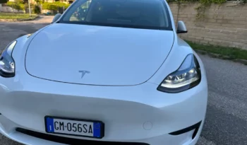 
										Tesla Model Y full									