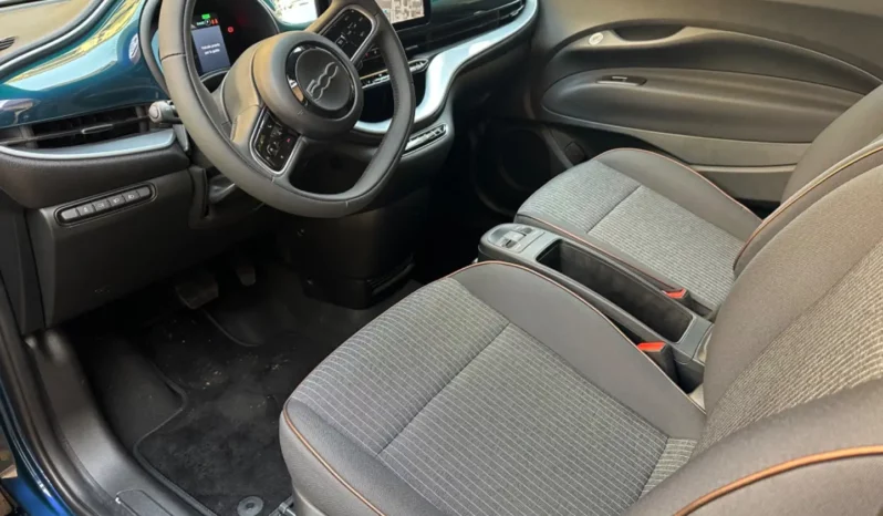 
								Fiat 500 Berlina full									