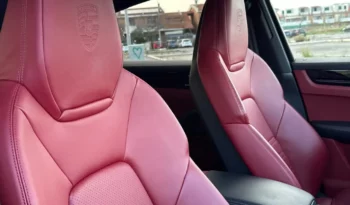 
										Porsche Cayenne full									