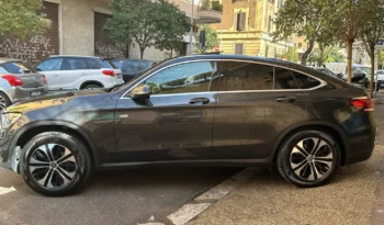 
										Mercedes-Benz GLC 300 full									