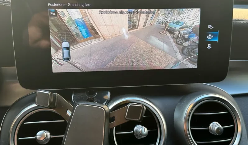 
								Mercedes-Benz GLC 300 full									